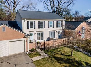 1538 Hidden Valley Ln #209, Rochester, MI 48306