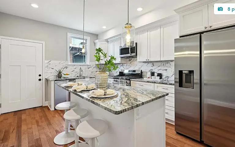 3030 E Monument St — Photo 1