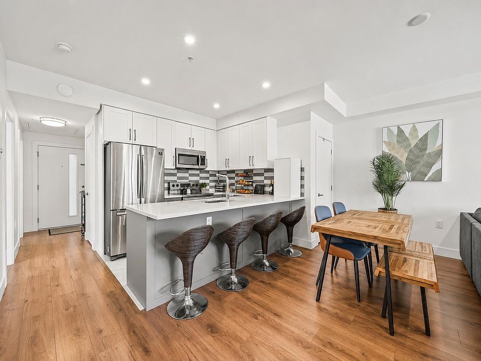 1st image of 218 Carnarvon St #507