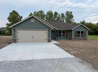 703 Prairie Ln, Carl Junction, MO 64834