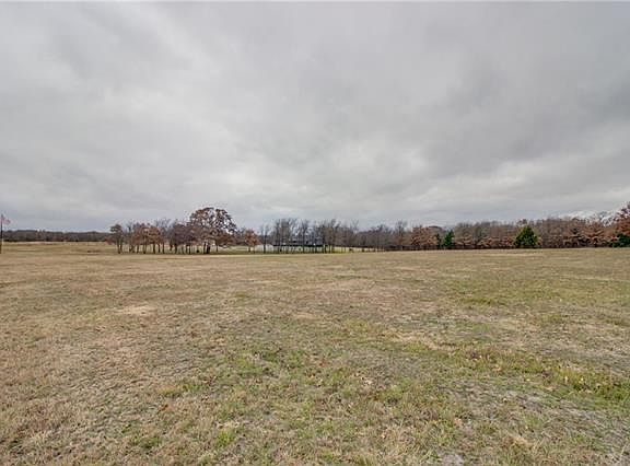 3rd image of 4604 County Road 3139