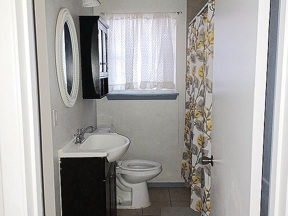 5th image of 4711 Bernadine Dr