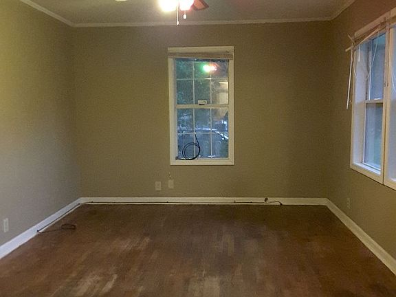 3rd image of 184 Josey Ave