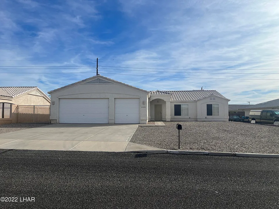 2570 Glengarry Dr