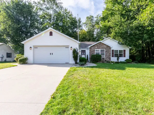 1215 Duncan Dr, Warsaw, IN 46580