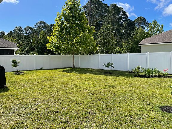 4th image of 150 Midway Park Dr