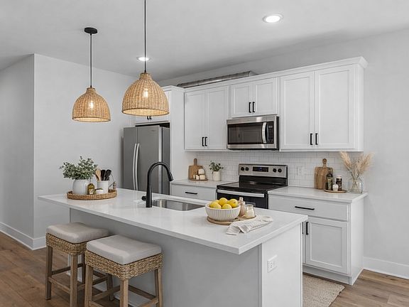 3rd image of 1004 Diamond Ave NE #1