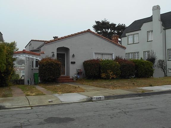 3rd image of 449 Urbano Dr