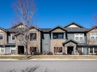 24499 E Pinnacle Ct #B, Liberty Lake, WA 99019