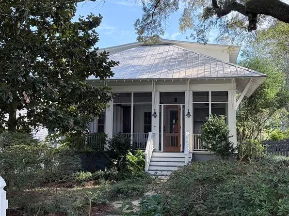 111 Pier Ave, Fairhope, AL 36532