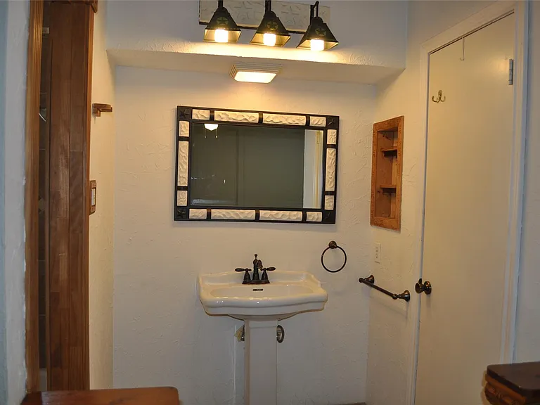 22411 Merrymount Dr — Photo 14