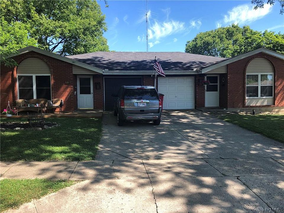 1st image of 468 Lyle Dr #470