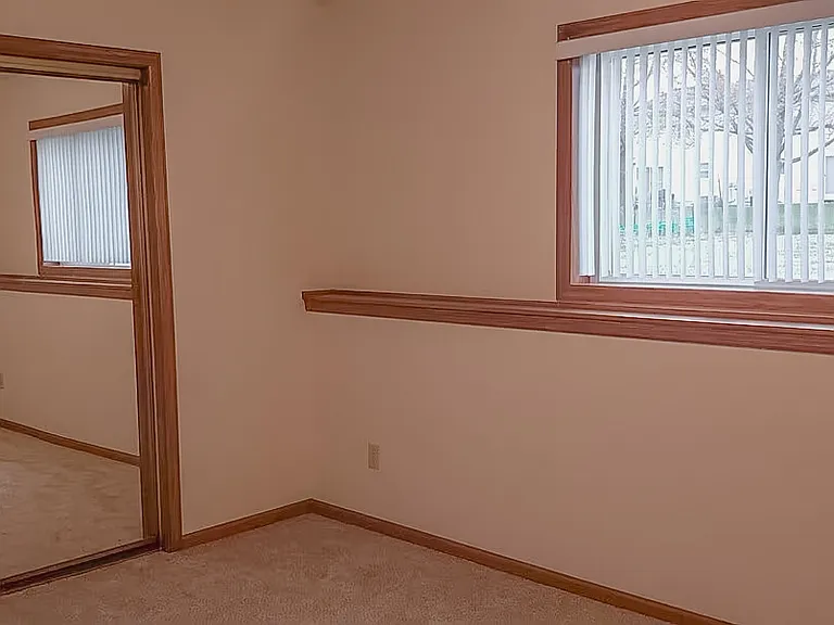113 W Parkview St #B — Photo 12
