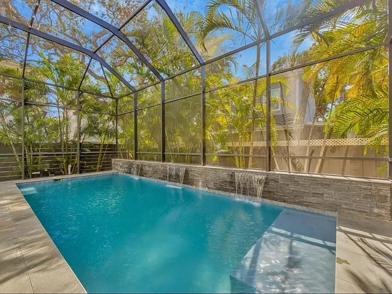 2706 W Trilby Ave — Photo 44