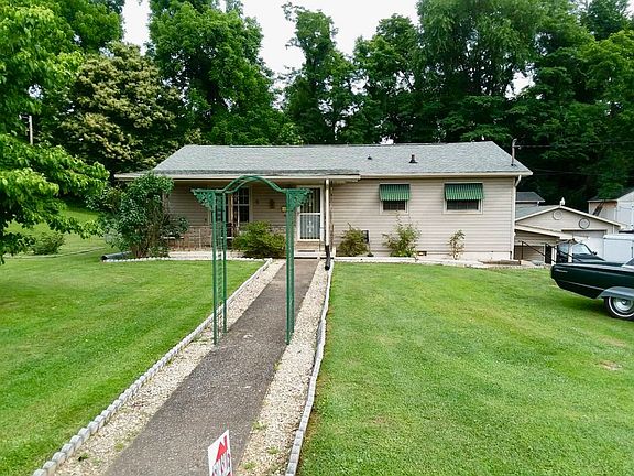 2nd image of 1214 Lincoln Avenue Ext