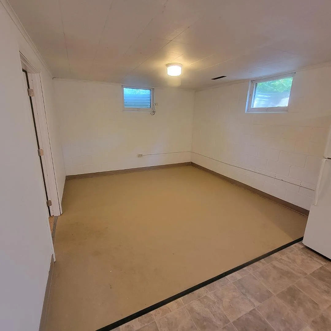 421 1/2 Prentis Avenue — Photo 3