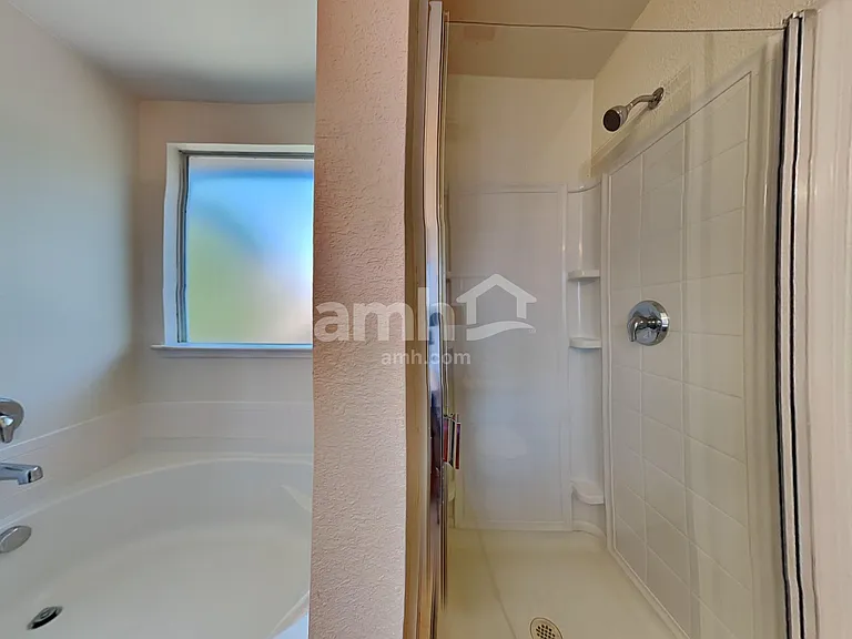 10624 Cochron Dr — Photo 14