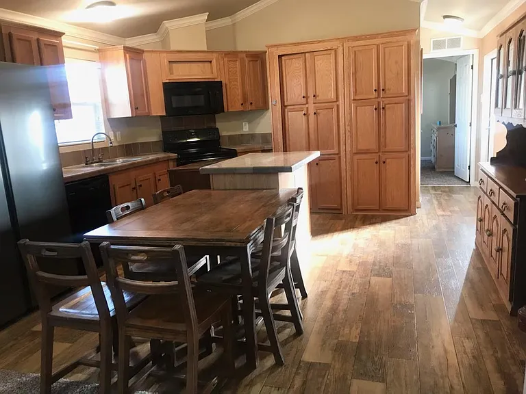 7100 Airline Rd #454 — Photo 12