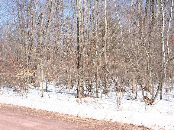 3rd image of Woodbine Dr