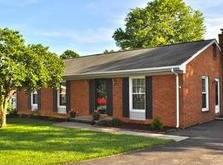 3958 Thames Dr, Roanoke, VA 24018