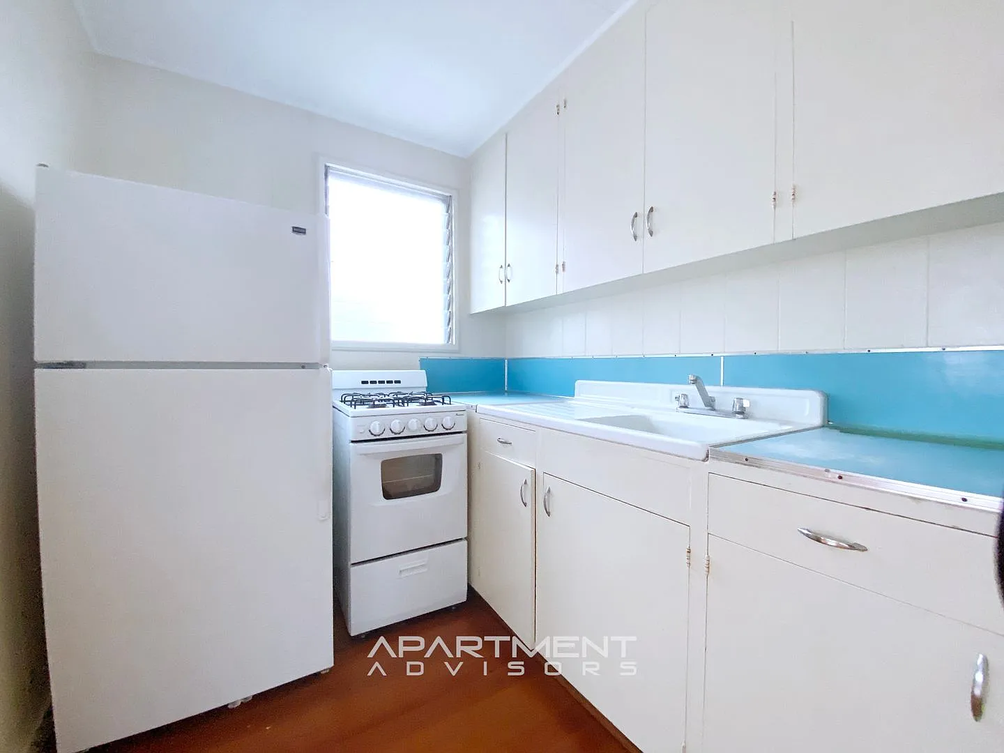 1089 Karratti Lane — Photo 3