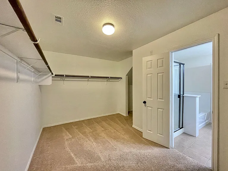 304 W Orion Dr — Photo 29