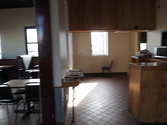 3rd image of 314 S Harlem Ave