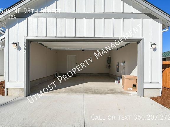 2nd image of 5504 NE 95th St