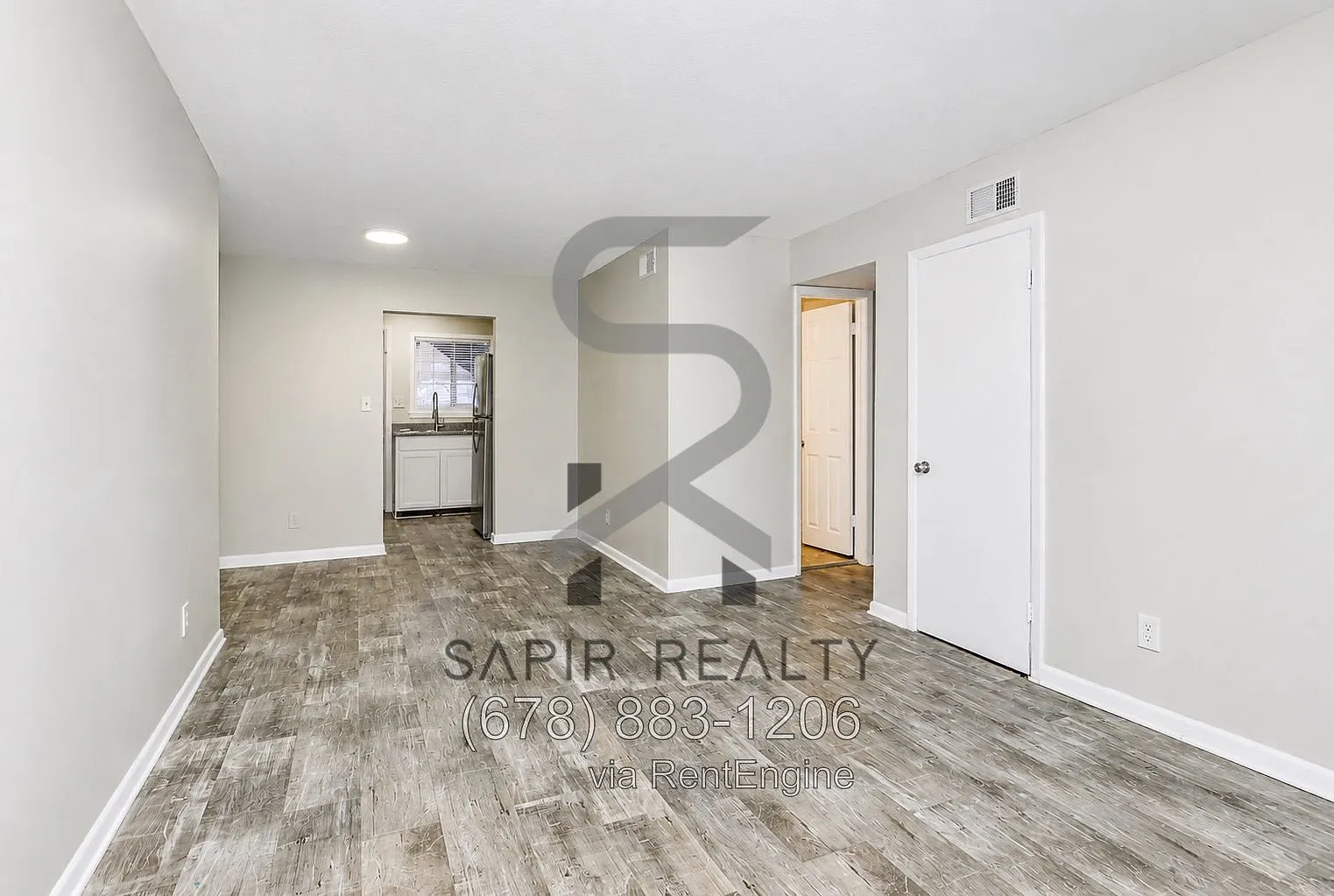 2 bed, 1.5 bath, 760 sqft, $950 — Photo 3