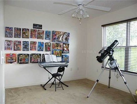 5th image of 800 Toledo Ct