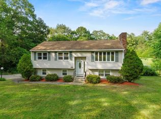 1116 Mammoth Rd, Pelham, NH 03076