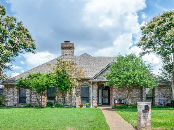 2740 Laurel Valley Ln, Arlington, TX 76006