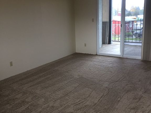 2nd image of 101 N 10th St APT 20