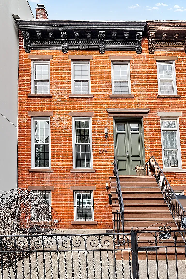 275 14th Street — Photo 1