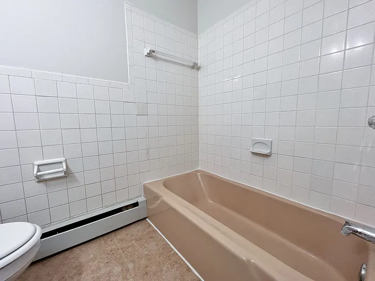 322 Hudson St / Luca Investments LLC — Photo 12