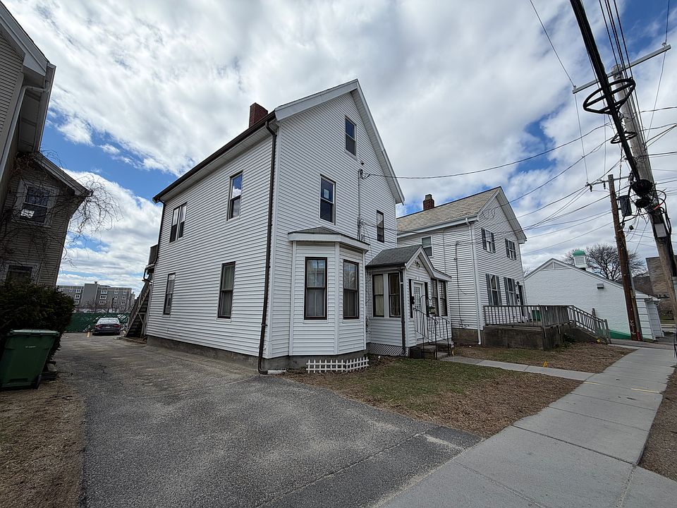 1st image of 11 Patten St #2