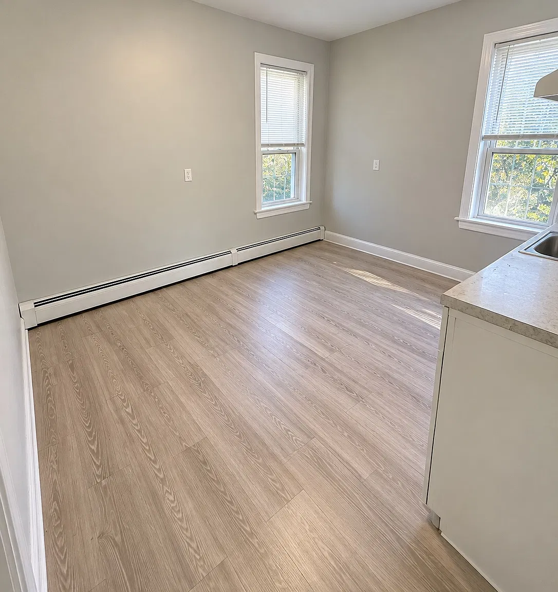 3 bed, $2,045 — Photo 3