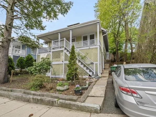 15 Murray Hill Rd, Medford, MA 02155