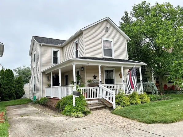 226 Hay Ave, Brookville, OH 45309