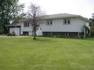 1926 Vine Ave, Marshalltown, IA 50158