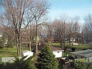 1st image of 122 Admiral Dr