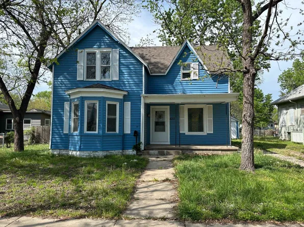 432 W Broadway St, Newton, KS 67114