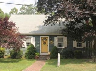 25 Coolidge Rd, Milford, MA 01757