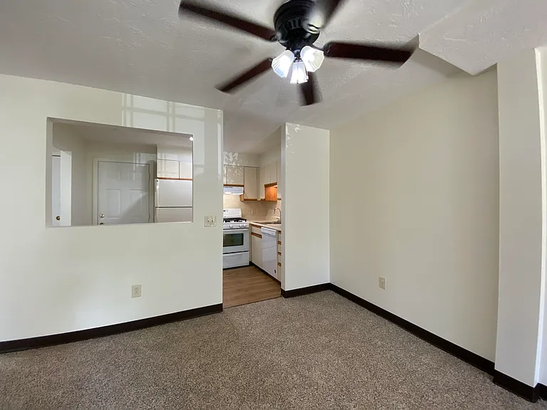 379 Huse Rd #33 — Photo 17