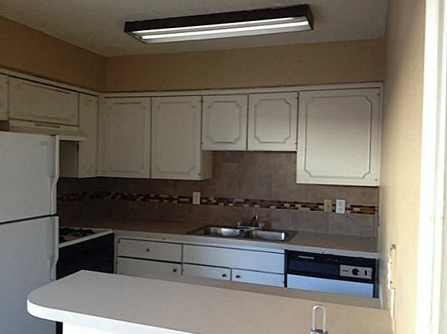 1st image of 9852 Brockbank Dr #9852