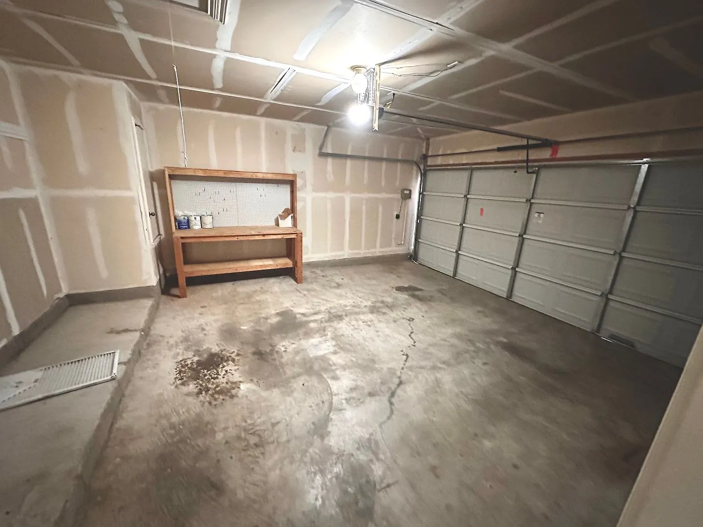 Charming Round Rock Home with Garage & Large Fenced Backyard — Photo 3