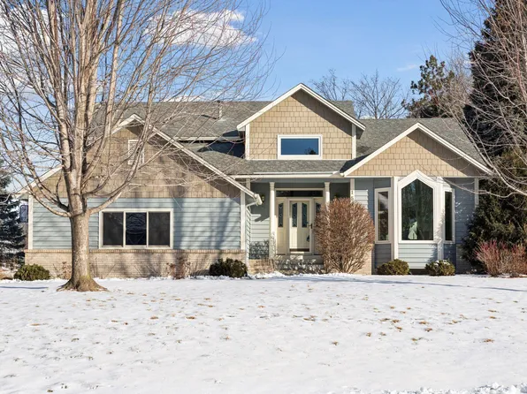1507 Arden Vista Ct, Arden Hills, MN 55112