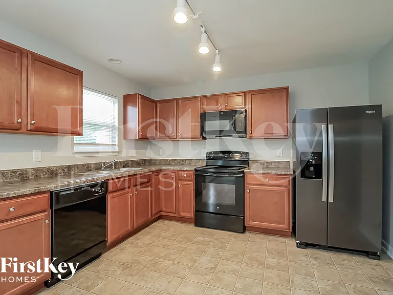 4124 Salem Springs Ct — Photo 7