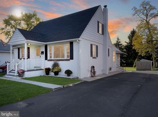 229 Locust Ave, Hamilton, NJ 08620