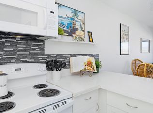 1063 Lower Main St APT 207, Wailuku, HI 96793